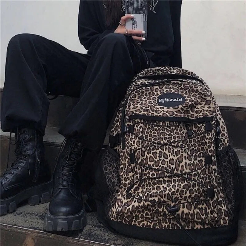 Batoh s leopardím vzorem