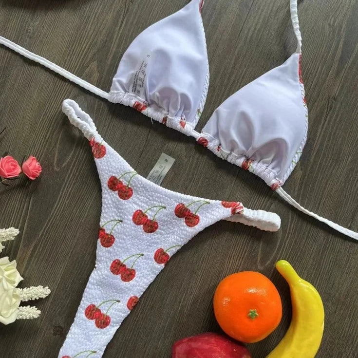Dámské bikiny s tanga