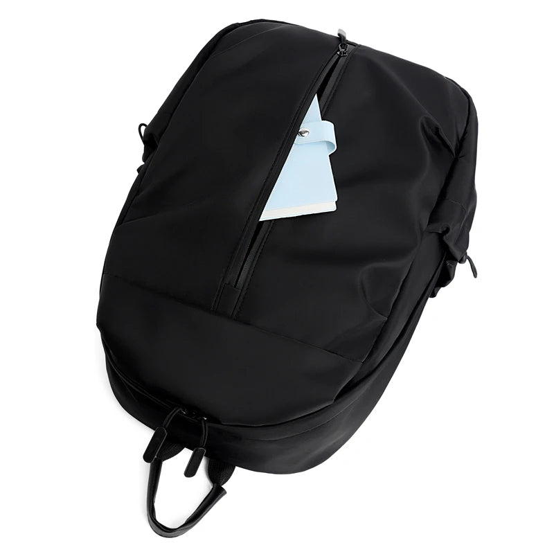 Unisex černý batoh