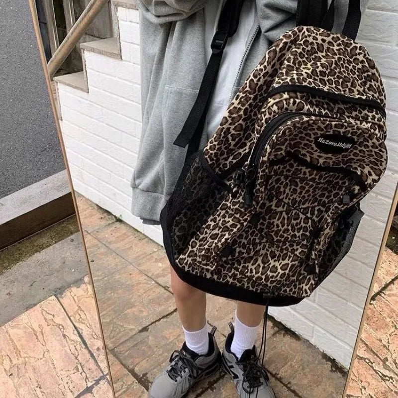 Batoh s leopardím vzorem