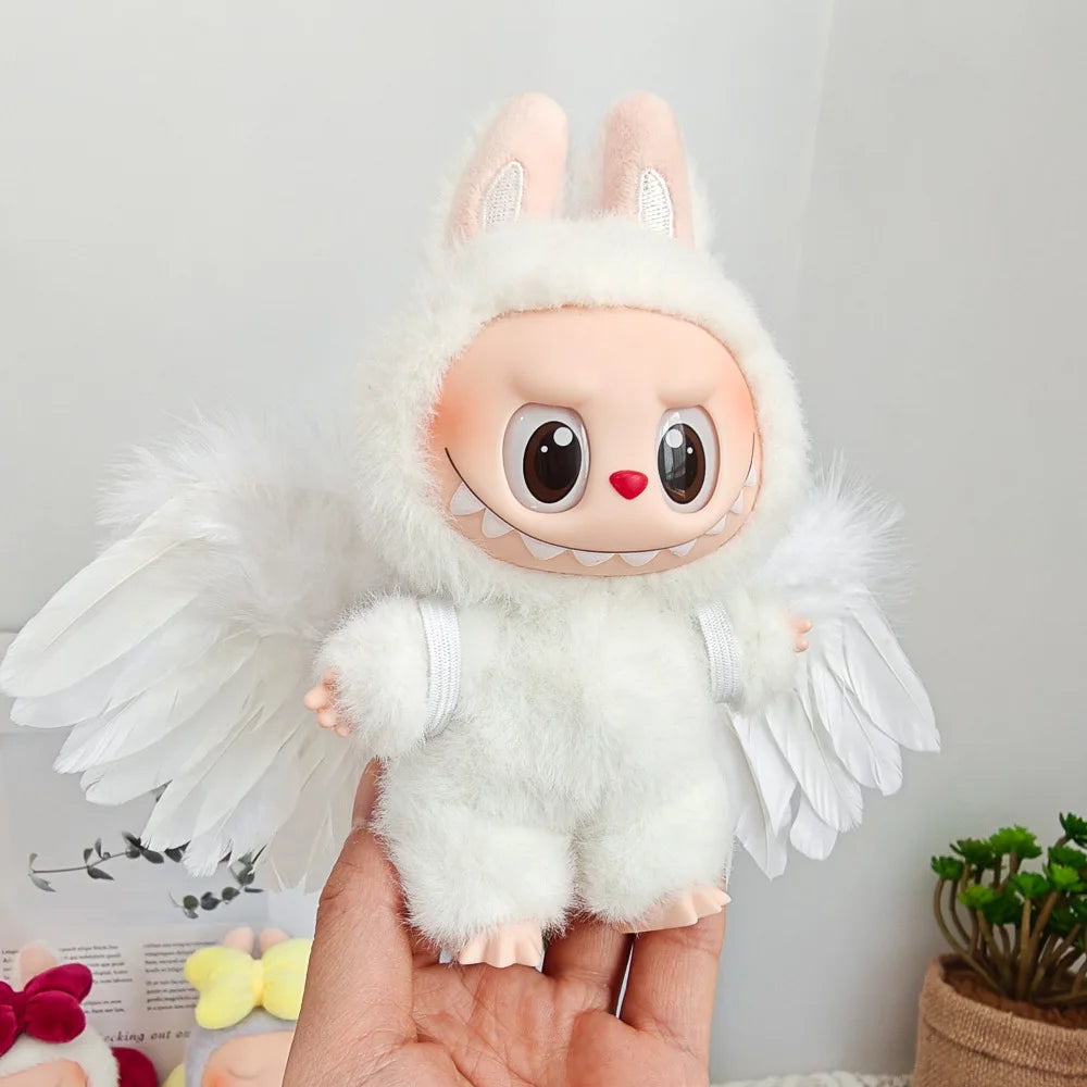 Outfit anděla pro Labubu