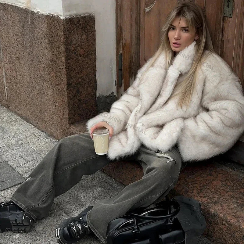 Dámský oversized kožíšek