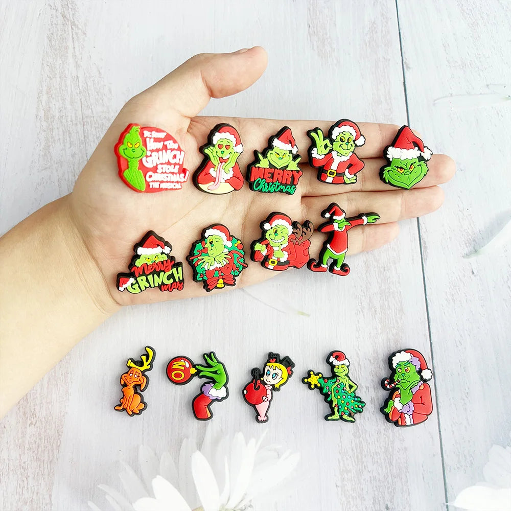 Grinch doplňky na crocs