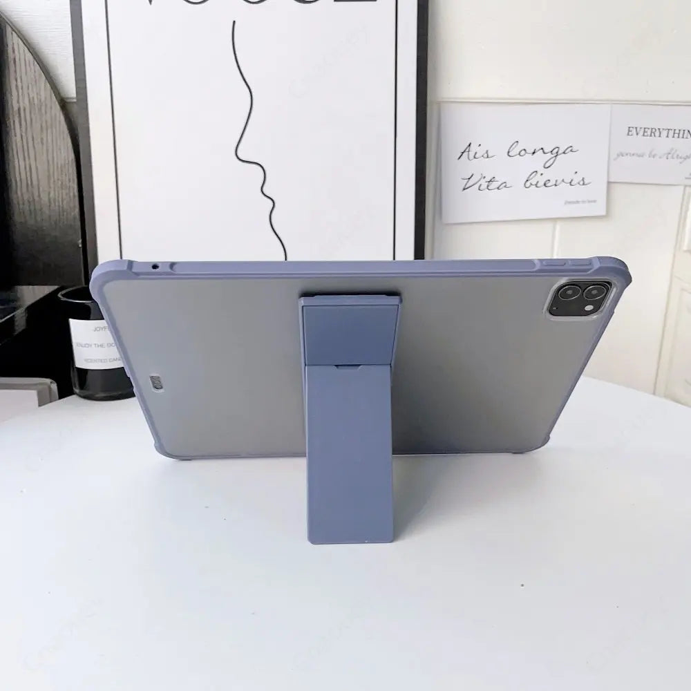 Kryt na IPad se stojanem