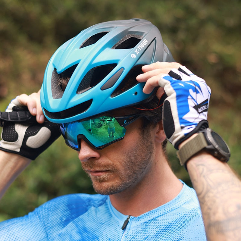 Helma pro cyklisty