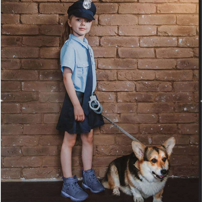 Dívčí kostým policajtky