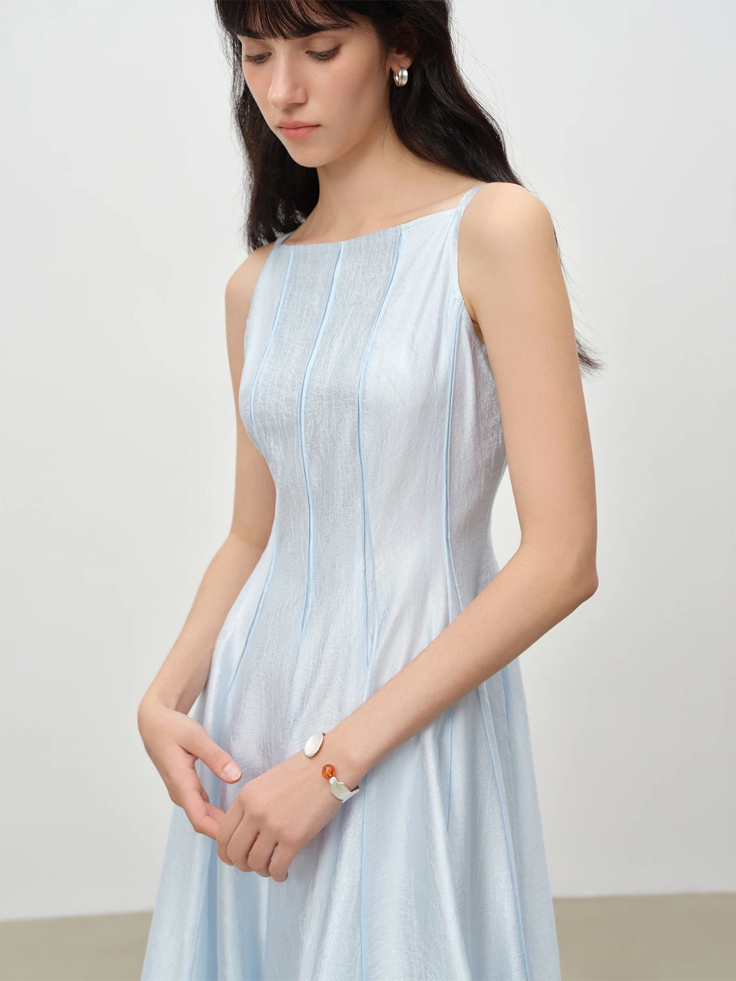 Dámské midi elegantní šaty