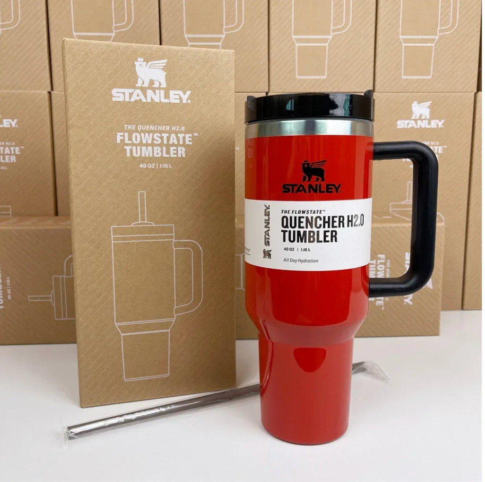 Stanley cup láhev