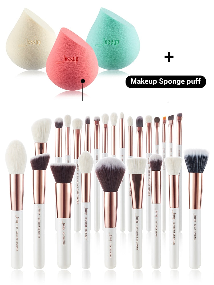 Set štětců na make-up
