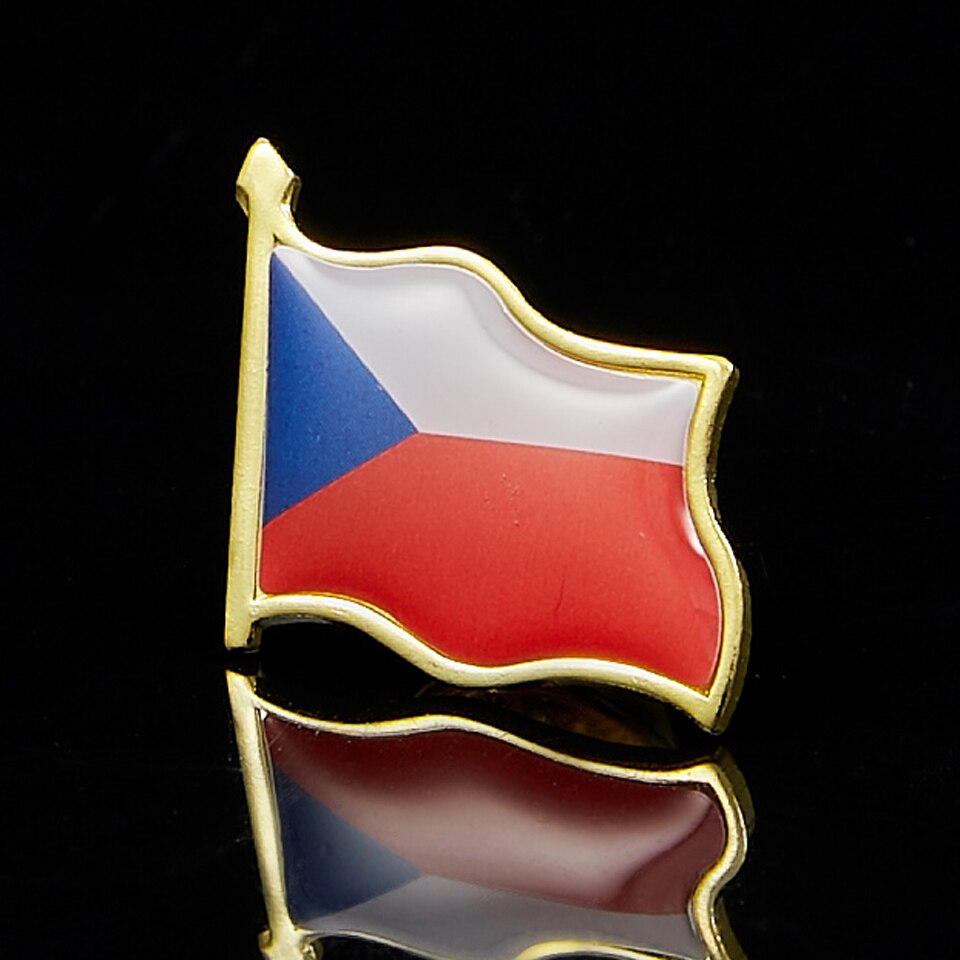 Brožura s českou vlajkou