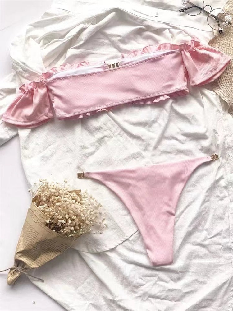 Dámské bikiny s detaily