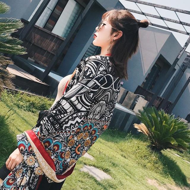 Dámský různobarevný přehoz Mandala