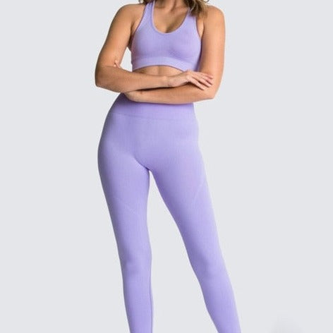 Set dámského sportovního oblečení
