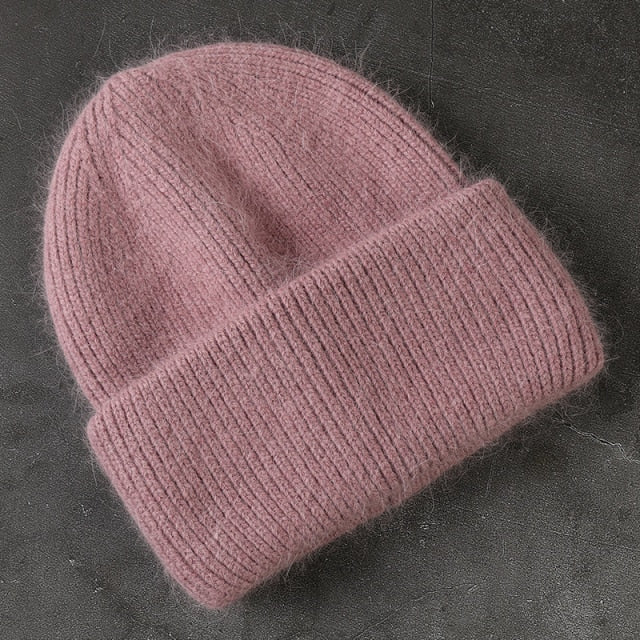 Pohodlná teplá zimní čepice