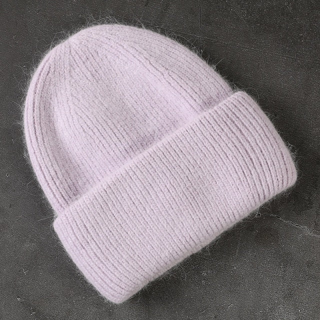 Pohodlná teplá zimní čepice