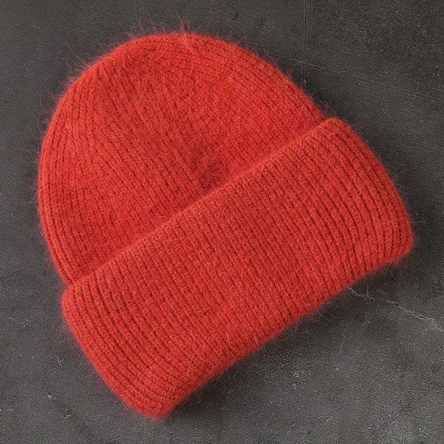 Pohodlná teplá zimní čepice