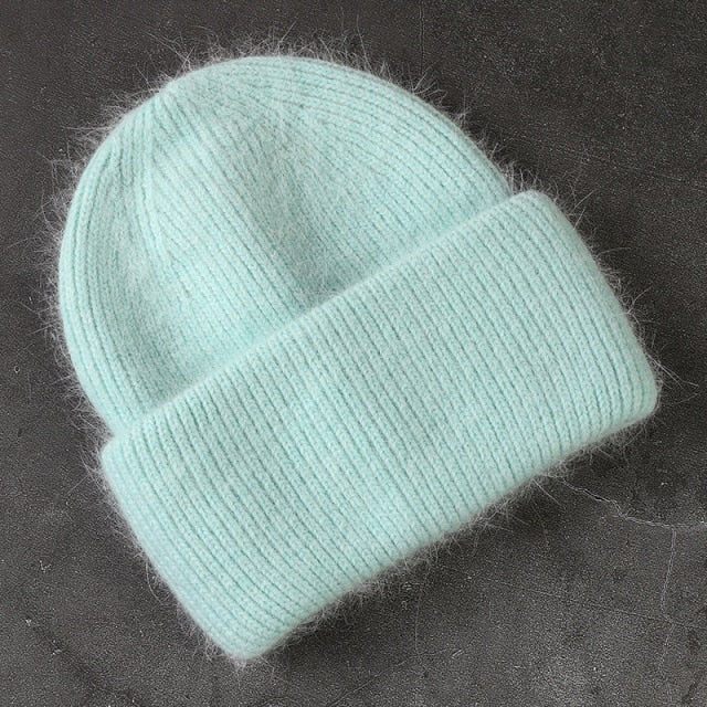 Pohodlná teplá zimní čepice