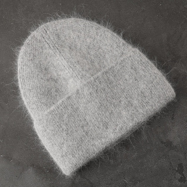 Pohodlná teplá zimní čepice