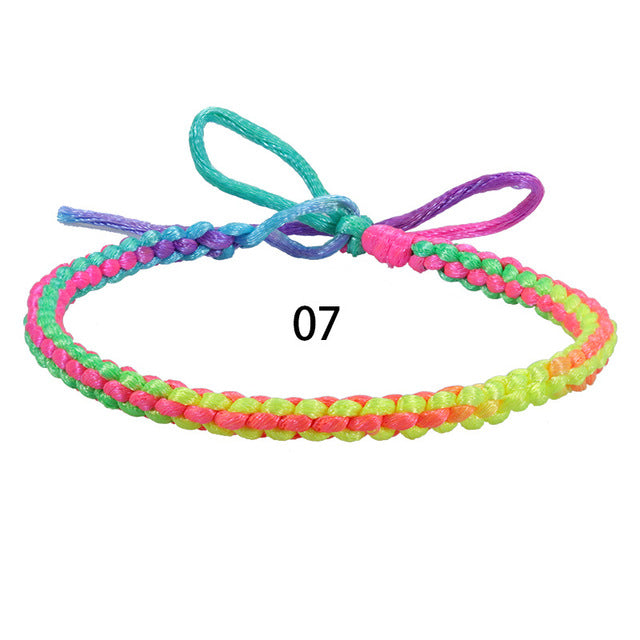 Minimalistické LGBT+ náramky