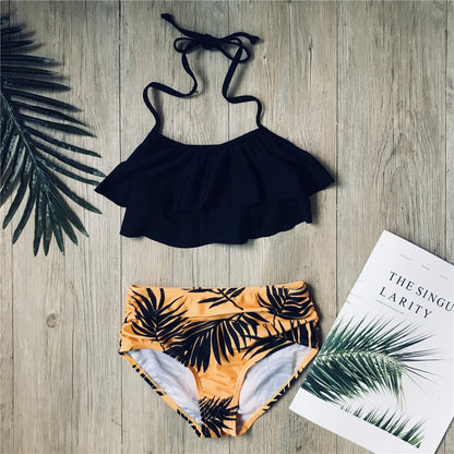 Dívčí bikiny s volánky a vzorem
