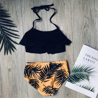 Dívčí bikiny s volánky a vzorem