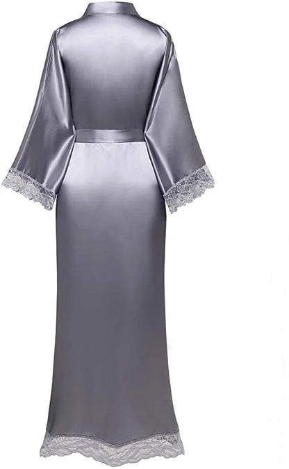 Dámský elegantní župan s krajkou