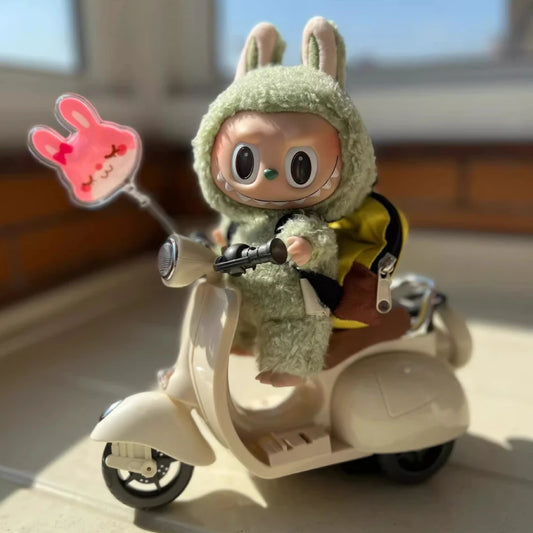Moped pro Labubu