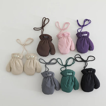 Dětské palčáky s provázkem