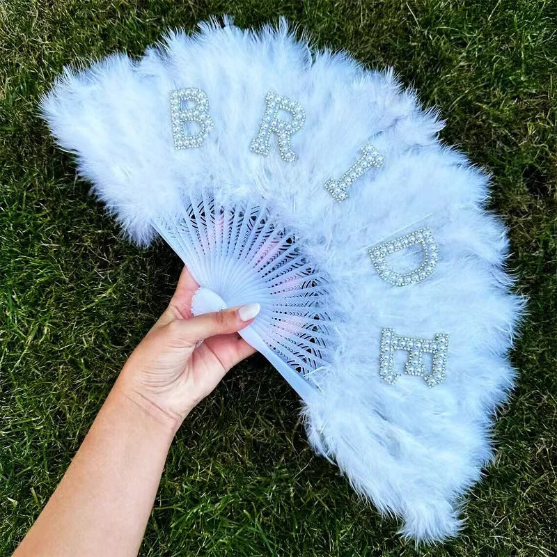 Elegantní vějíř Bride