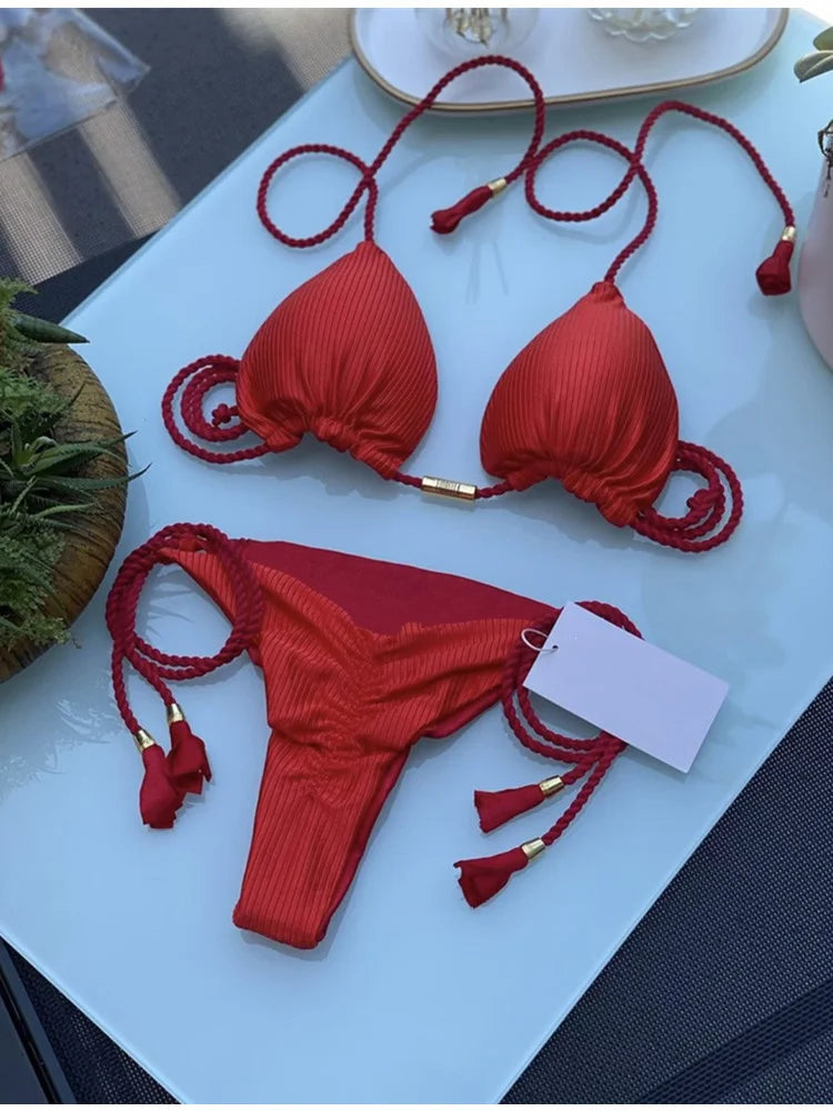 Dámské barevné bikiny