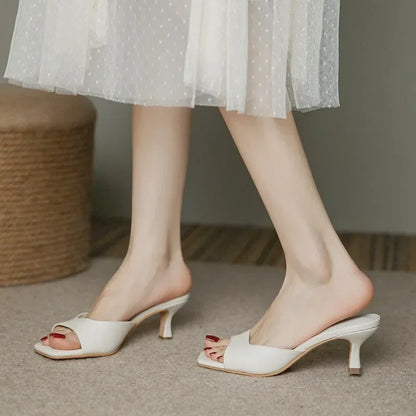 Dámské kitten heels