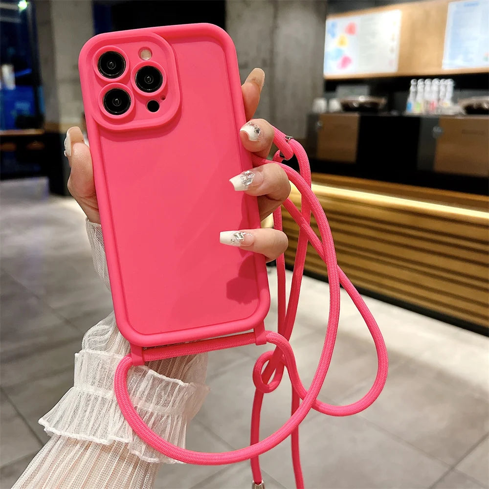 Kryt na Iphone se šnůrkou