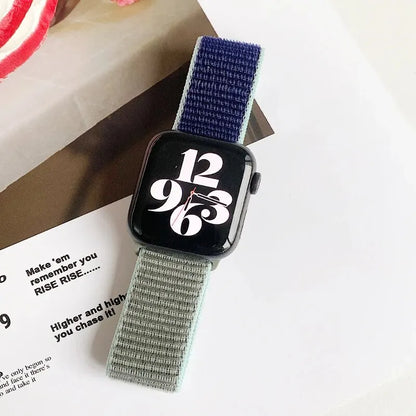 Nylonový řemínek na Apple Watch