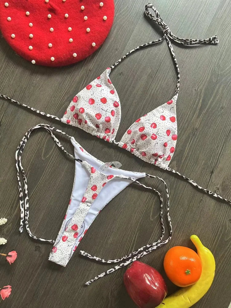 Dámské bikiny s tanga