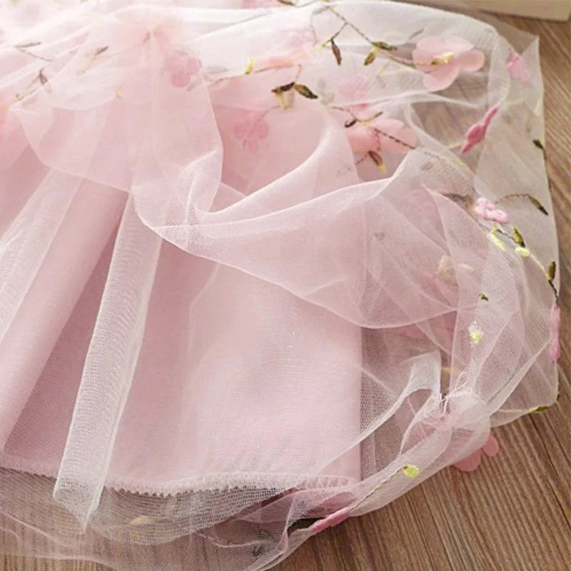 Dívčí letní šaty s květinami