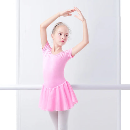 Dívčí trikot se sukní