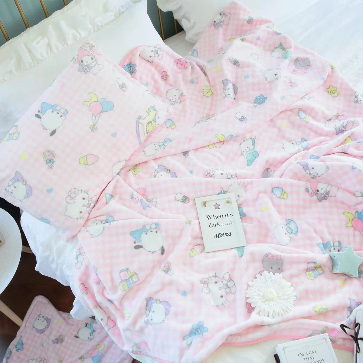 Deka Sanrio Hello Kitty