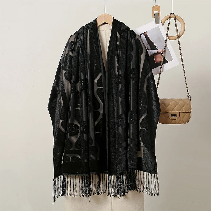 Dámská šál se vzorem