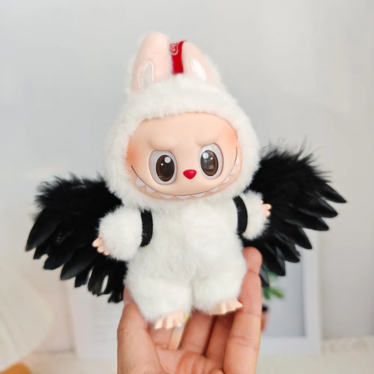 Outfit anděla pro Labubu