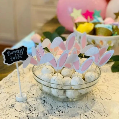 Zaječí uši ozdoby do cupcake