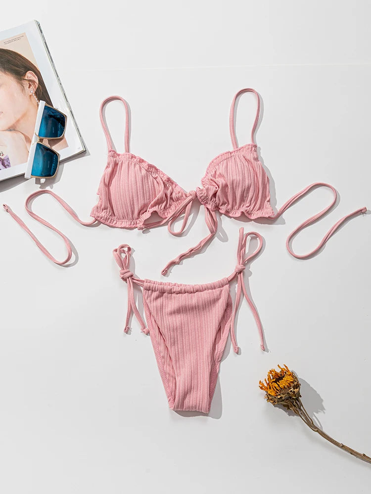 Dámské bikiny se zavazováním