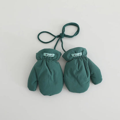 Dětské palčáky s provázkem