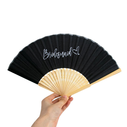 Vějíře na rozlučku se svobodou