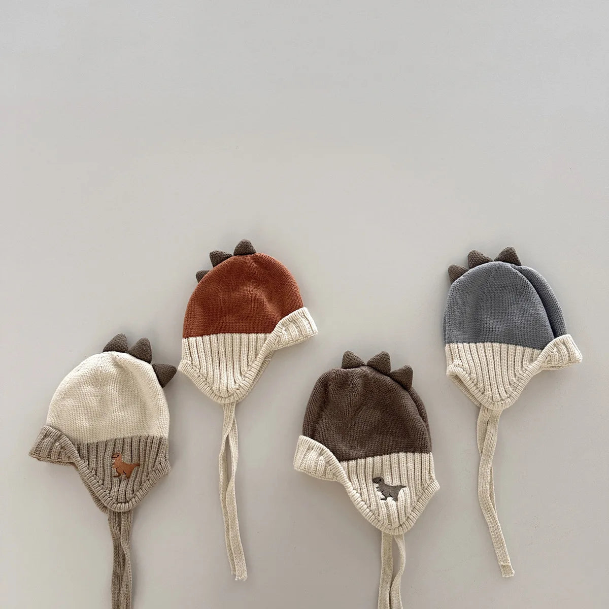 Dětská dinosauří čepice