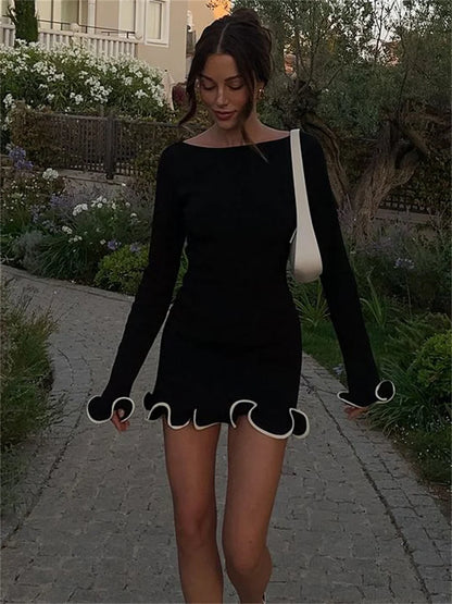 Dámské šaty s elegantními volánky