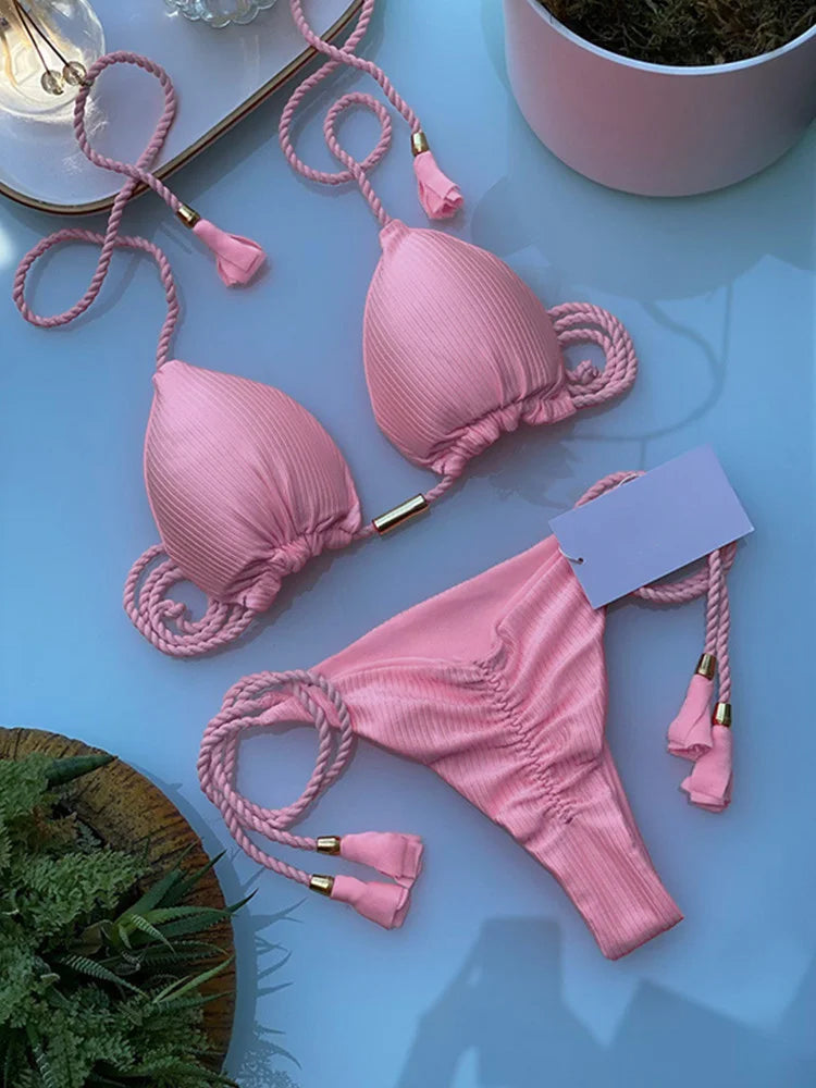 Dámské barevné bikiny