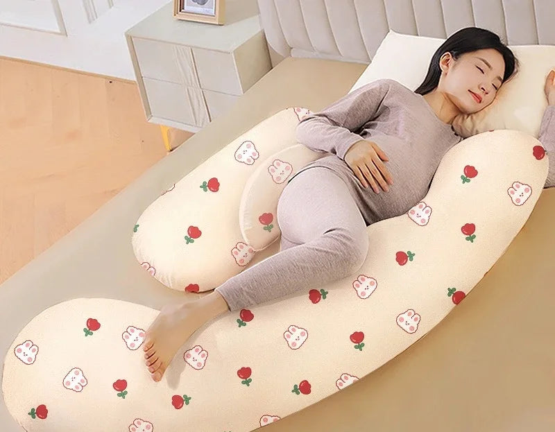 Těhotenský polštář se vzorem