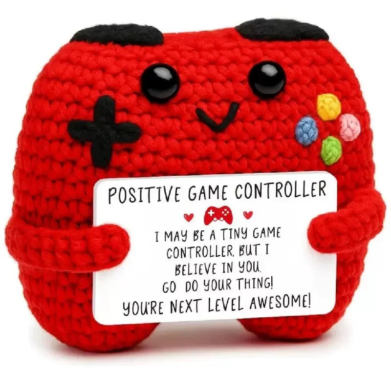 Háčkovaná hračka s pozitivní zprávou