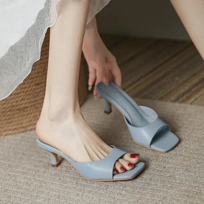 Dámské kitten heels