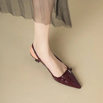 Dámské kitten heels s přezkou
